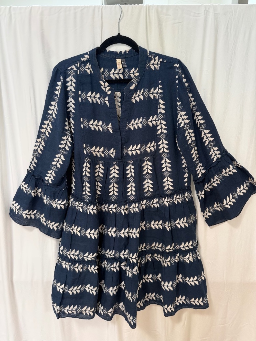 Elan sporty casual mid length dress Size Large
